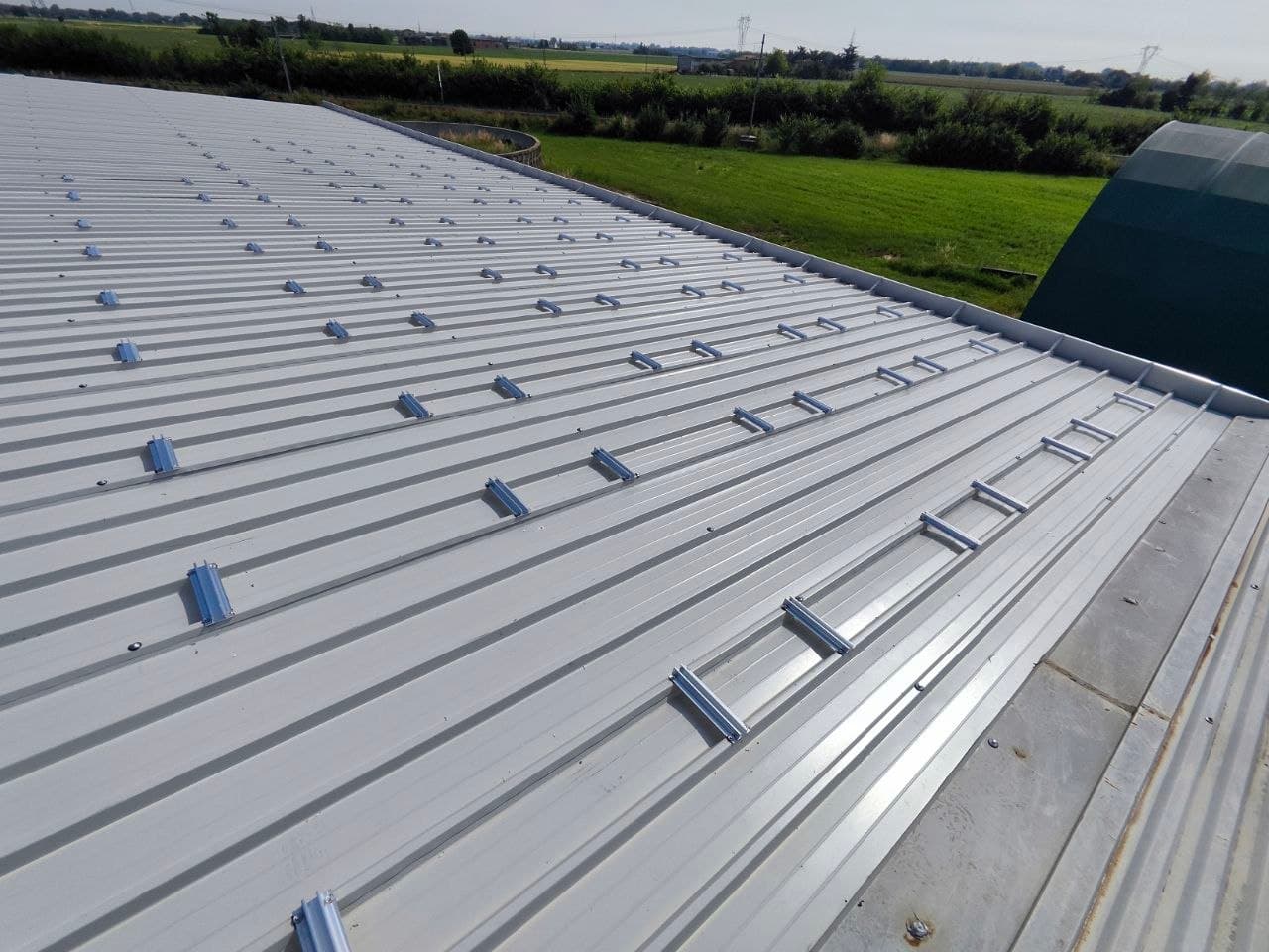 Impianto FV su capannone agricolo con struttura su falda — Veneto